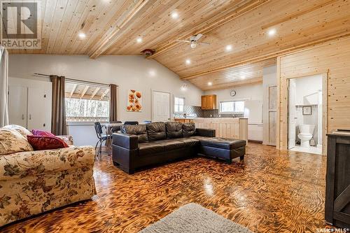 509 Poplar Crescent, Iroquois Lake, SK - Indoor Photo Showing Living Room