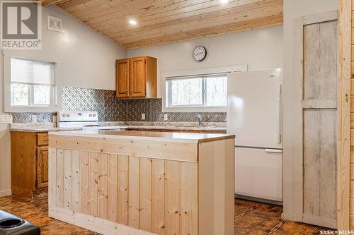 509 Poplar Crescent, Iroquois Lake, SK - Indoor Photo Showing Kitchen