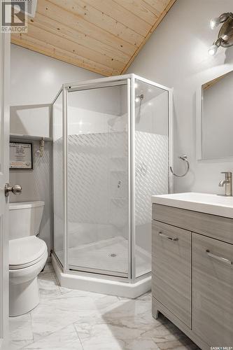 509 Poplar Crescent, Iroquois Lake, SK - Indoor Photo Showing Bathroom