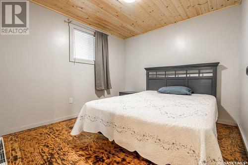 509 Poplar Crescent, Iroquois Lake, SK - Indoor Photo Showing Bedroom