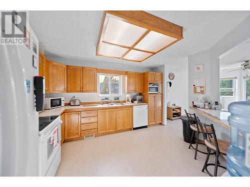 1455 Quilchena Ave, Merritt, BC - Indoor