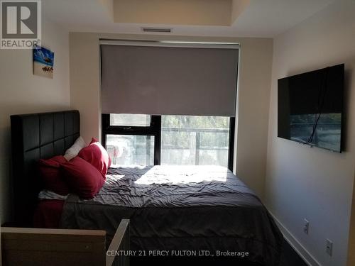 326 - 2799 Kingston Road, Toronto, ON - Indoor Photo Showing Bedroom