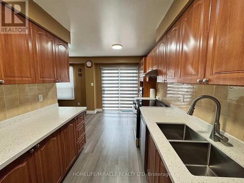 131 Plumrose Pathway, Toronto, ON - Indoor Photo Showing Kitchen With Double Sink