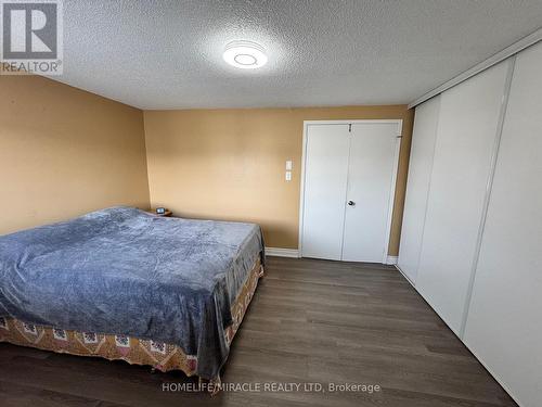 131 Plumrose Pathway, Toronto, ON - Indoor Photo Showing Bedroom