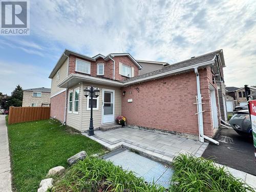 131 Plumrose Pathway, Toronto, ON - Outdoor