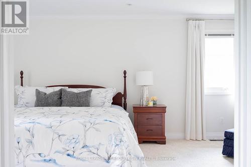 4113 Bridlepath Trail, Mississauga, ON - Indoor Photo Showing Bedroom