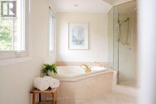 4113 Bridlepath Trail, Mississauga, ON - Indoor Photo Showing Bathroom