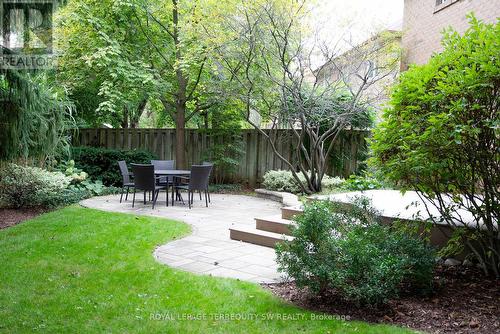 4113 Bridlepath Trail, Mississauga, ON - Outdoor