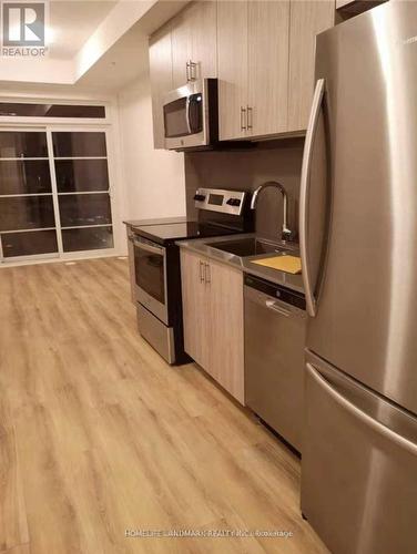 30 - 57 Finch Avenue, Toronto, ON - Indoor Photo Showing Kitchen