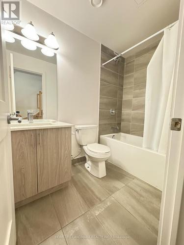 30 - 57 Finch Avenue, Toronto, ON - Indoor Photo Showing Bathroom