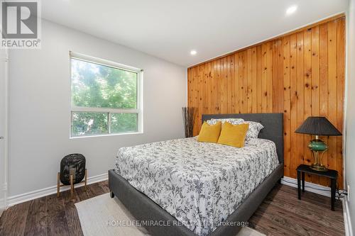 98 Nelson Street, Toronto, ON - Indoor Photo Showing Bedroom