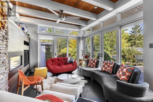 62 Village Ct, Sault Ste. Marie, ON - Indoor Photo Showing Living Room