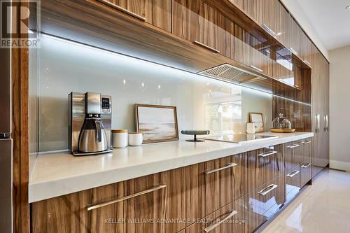 18 Coxwell Boulevard, Toronto, ON - Indoor Photo Showing Kitchen