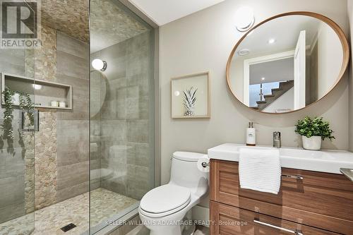 18 Coxwell Boulevard, Toronto, ON - Indoor Photo Showing Bathroom