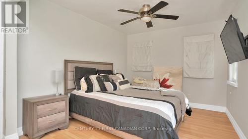 51 Terrace Street, London, ON - Indoor Photo Showing Bedroom