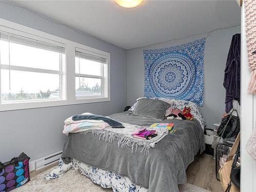 2178 Winfield Dr, Sooke, BC - Indoor Photo Showing Bedroom