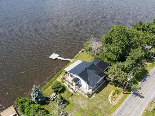 FaÃ§ade - 2894 Boul. Perrot, Notre-Dame-De-L'Île-Perrot, QC - Outdoor With Body Of Water With View