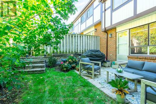 11 Burdock Lane, Hamilton, ON - Outdoor With Exterior