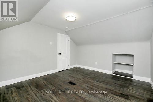 339 Melvin Avenue, Hamilton, ON - Indoor Photo Showing Other Room