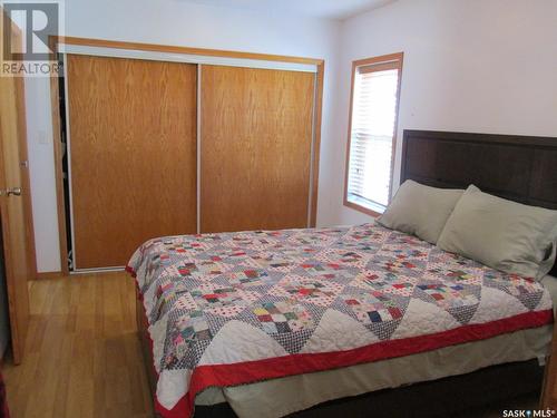 624 1St Avenue W, Nipawin, SK - Indoor Photo Showing Bedroom