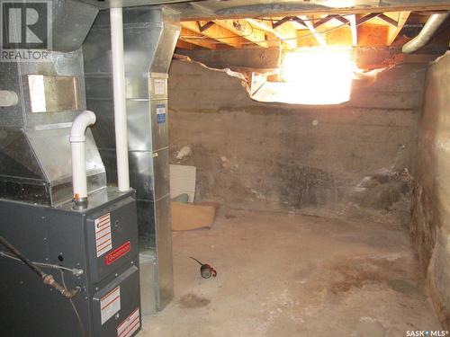 624 1St Avenue W, Nipawin, SK - Indoor Photo Showing Basement