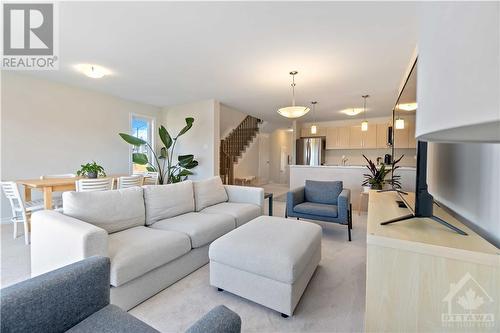 60 O'Donovan Drive, Carleton Place, ON - Indoor Photo Showing Living Room