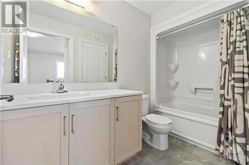 60 O'Donovan Drive, Carleton Place, ON - Indoor Photo Showing Bathroom