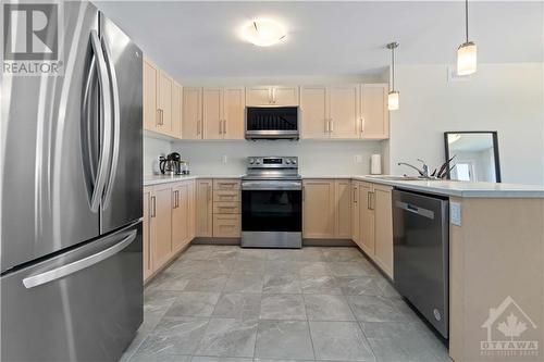 60 O'Donovan Drive, Carleton Place, ON - Indoor Photo Showing Kitchen