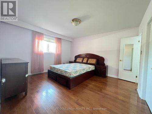 1219 Silver Spear Road, Mississauga, ON - Indoor Photo Showing Bedroom