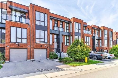 30 Crestridge Drive, Vaughan, ON - Outdoor With Facade