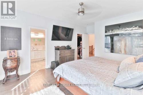 30 Crestridge Drive, Vaughan, ON - Indoor Photo Showing Bedroom