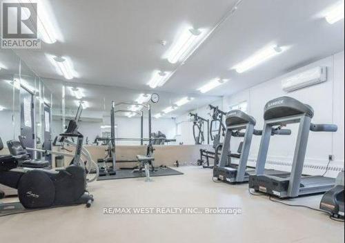 911 - 360 Ridelle Avenue W, Toronto, ON - Indoor Photo Showing Gym Room