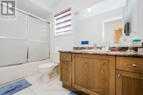 73 Pantomine (Upper Level) Boulevard, Brampton, ON - Indoor Photo Showing Bathroom