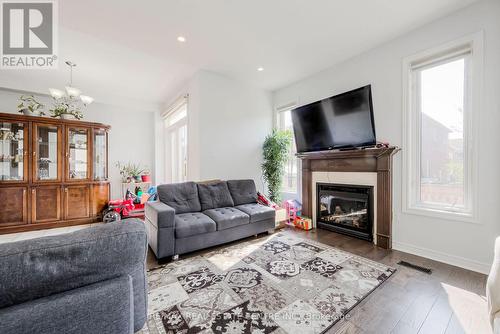 73 Pantomine (Upper Level) Boulevard, Brampton, ON - Indoor Photo Showing Living Room With Fireplace