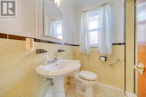 12 Martini Drive, Toronto, ON - Indoor Photo Showing Bathroom