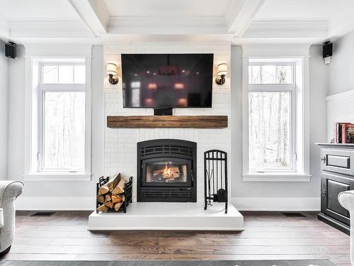 Salon - 536 Ch. St-Germain, Prévost, QC - Indoor Photo Showing Living Room With Fireplace