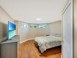 Master bedroom - 