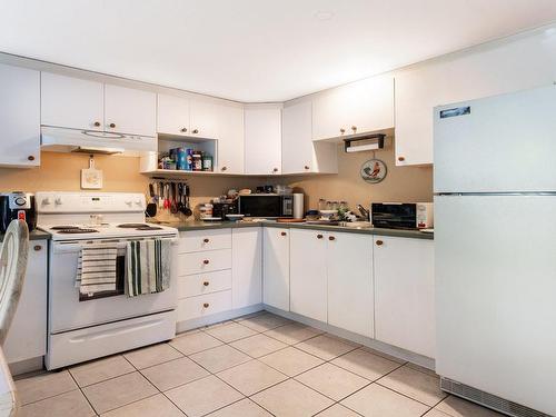 Dwelling - 599 Boul. D'Iberville, Saint-Jean-Sur-Richelieu, QC - Indoor Photo Showing Kitchen