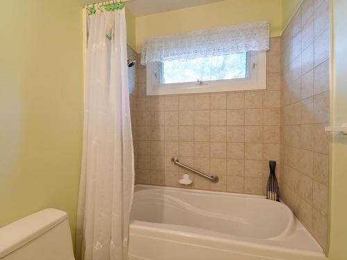 Salle de bains - 698 Rue Bran, Saint-Jérôme, QC - Indoor Photo Showing Bathroom