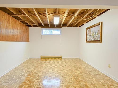 Salle familiale - 698 Rue Bran, Saint-Jérôme, QC - Indoor Photo Showing Basement