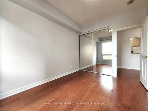 507-350 Mill Rd, Toronto, ON - Indoor Photo Showing Other Room