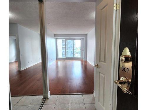 507-350 Mill Rd, Toronto, ON - Indoor Photo Showing Other Room