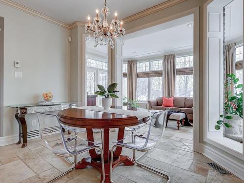 Coin-repas - 53 Av. Du Bel-Horizon, Sainte-Julie, QC - Indoor Photo Showing Dining Room