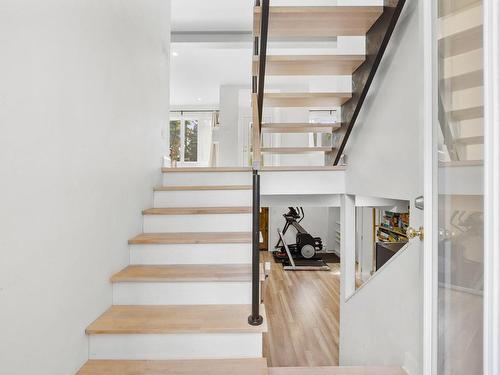 Staircase - 10215 Rue De La Roche, Montréal (Ahuntsic-Cartierville), QC - Indoor Photo Showing Other Room