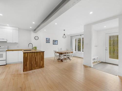 Overall view - 10215 Rue De La Roche, Montréal (Ahuntsic-Cartierville), QC - Indoor Photo Showing Kitchen