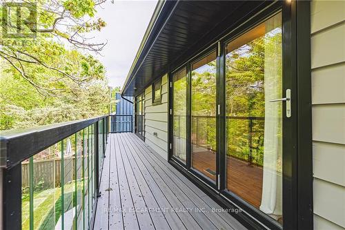 829 Forest Glen Avenue, Burlington, ON - Outdoor With Balcony With Exterior