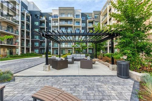 417 - 5055 Greenlane Road, Lincoln, ON - Outdoor With Balcony