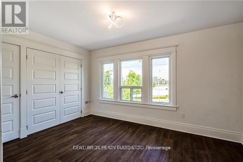 2 - 42 Balsam Avenue, Hamilton, ON - Indoor Photo Showing Other Room