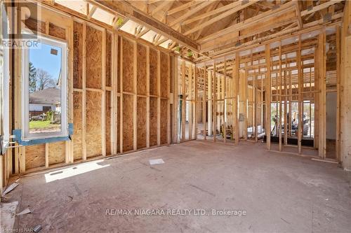 9 Kent Street, Niagara-On-The-Lake, ON - Indoor Photo Showing Other Room