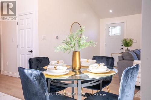 416 Indian Creek Road, Chatham-Kent (Sw), ON - Indoor Photo Showing Dining Room